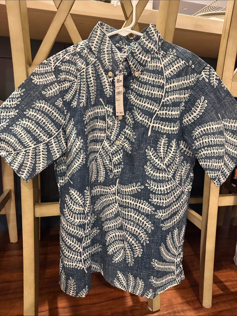 reyn spooner Navy and White Hawaiian Fern Print Pullover - Size L